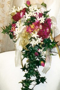 FALL BOUQUET WITH IVY